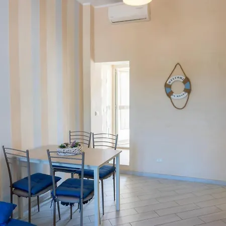 Casa Con Ampio Terrazzo - Casa Minny *