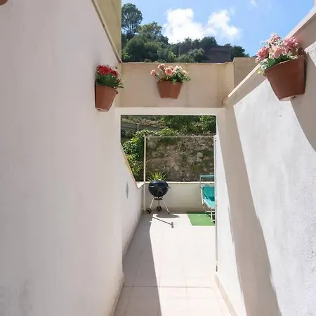 Casa Con Ampio Terrazzo - Casa Minny Casa de Férias